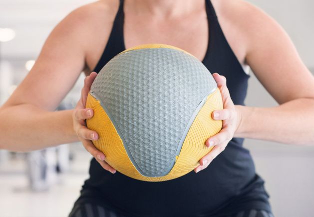 Riabilitazione post-trauma, mal di schiena, ginocchio, spalla, vi aiuta dottore Paolo Parmi con la fisioterapia, osteopatia, tecarterapia, fisiocinesiterapia, ergon technique a Pavia, Voghera, Alessandria e Tortona.