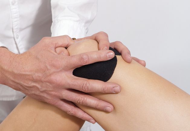 Riabilitazione post-trauma, mal di schiena, ginocchio, spalla, vi aiuta dottore Paolo Parmi con la fisioterapia, osteopatia, tecarterapia, fisiocinesiterapia, ergon technique a Pavia, Voghera, Alessandria e Tortona.